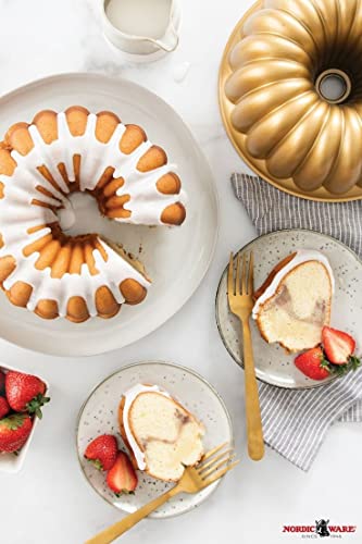 Bronze 12 Cup Bundt Pan Bakeware N3081